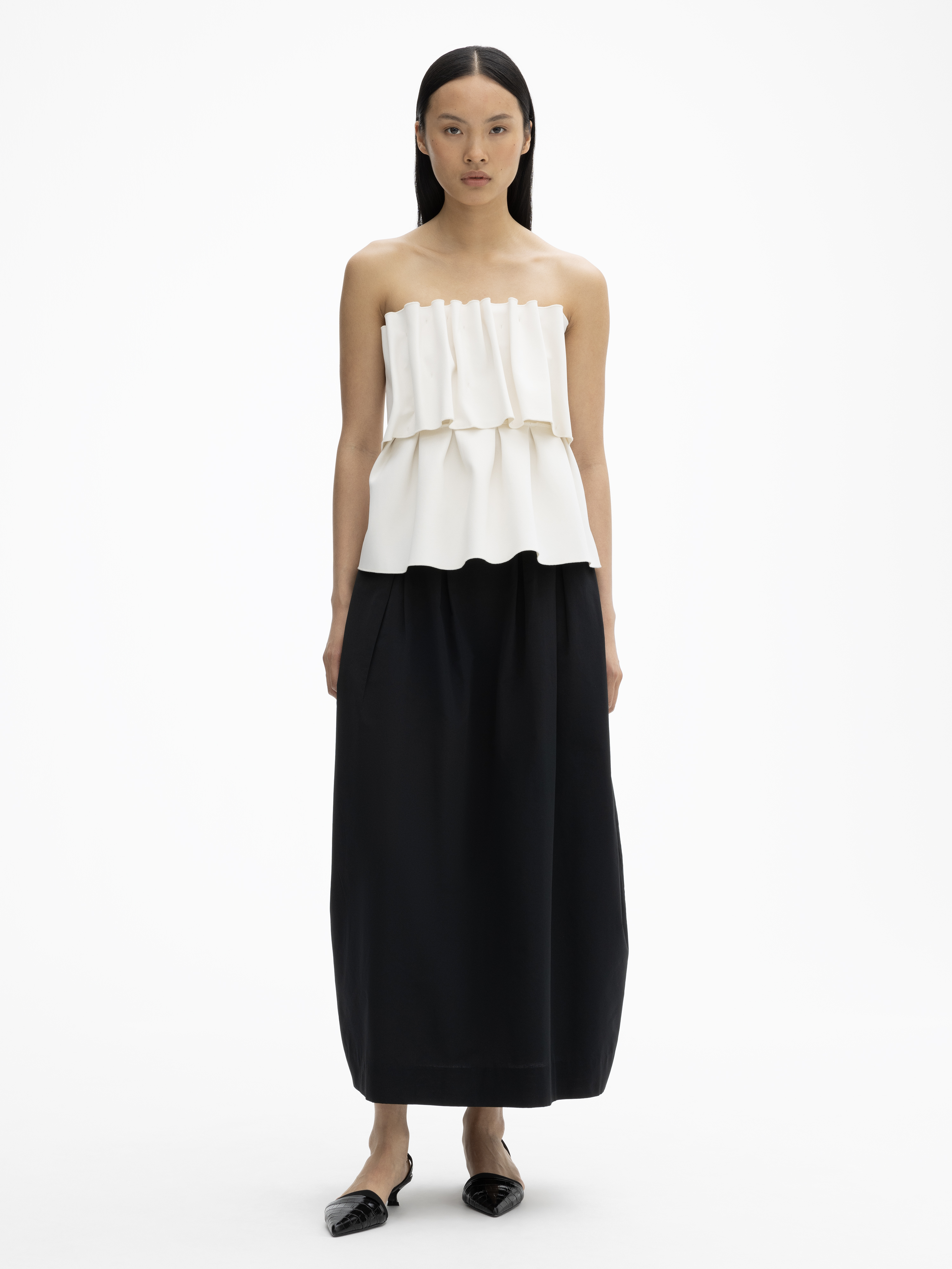 House Of Dagmar Sculpted Tiered Top In Neutral