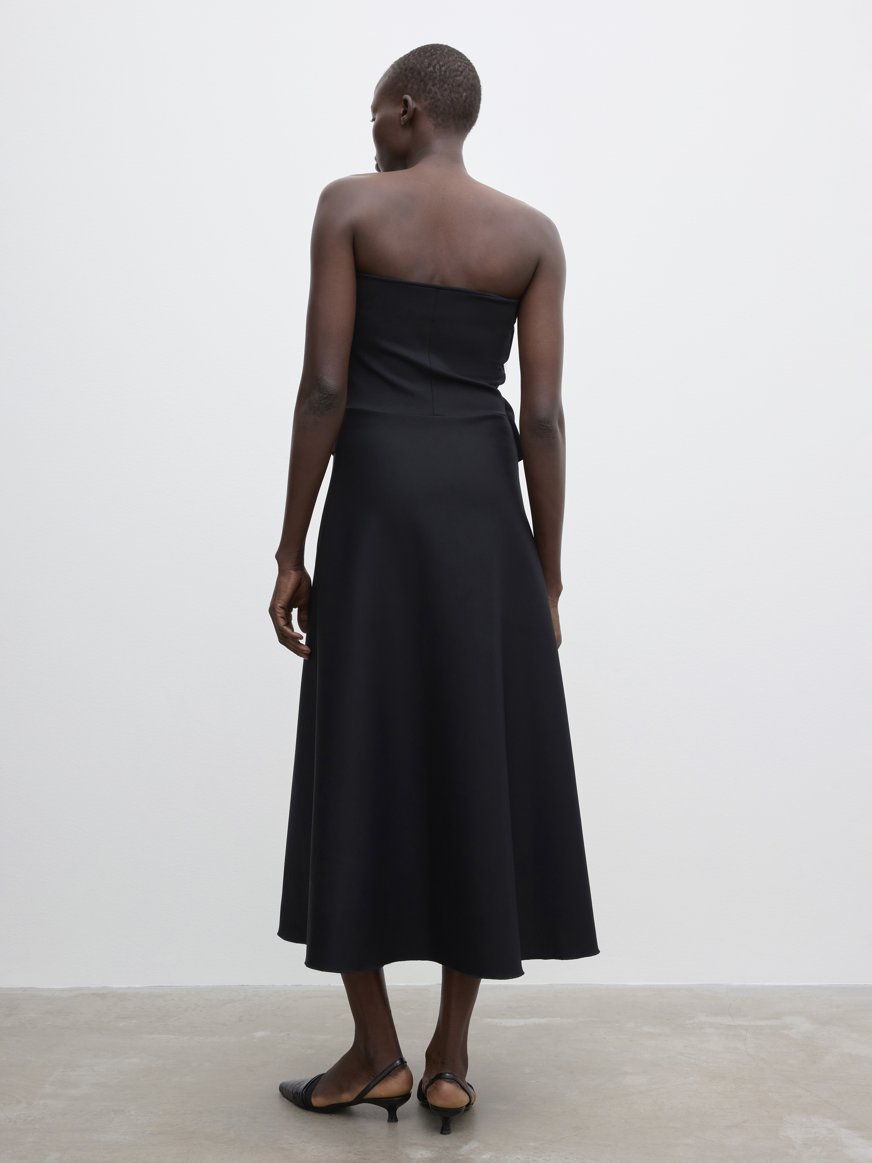 ★24-25FW新作★YOUHEE★FUR TUBE TOP DRESS Sculpted Tube Top | House of Dagmar - Thread Concept Store