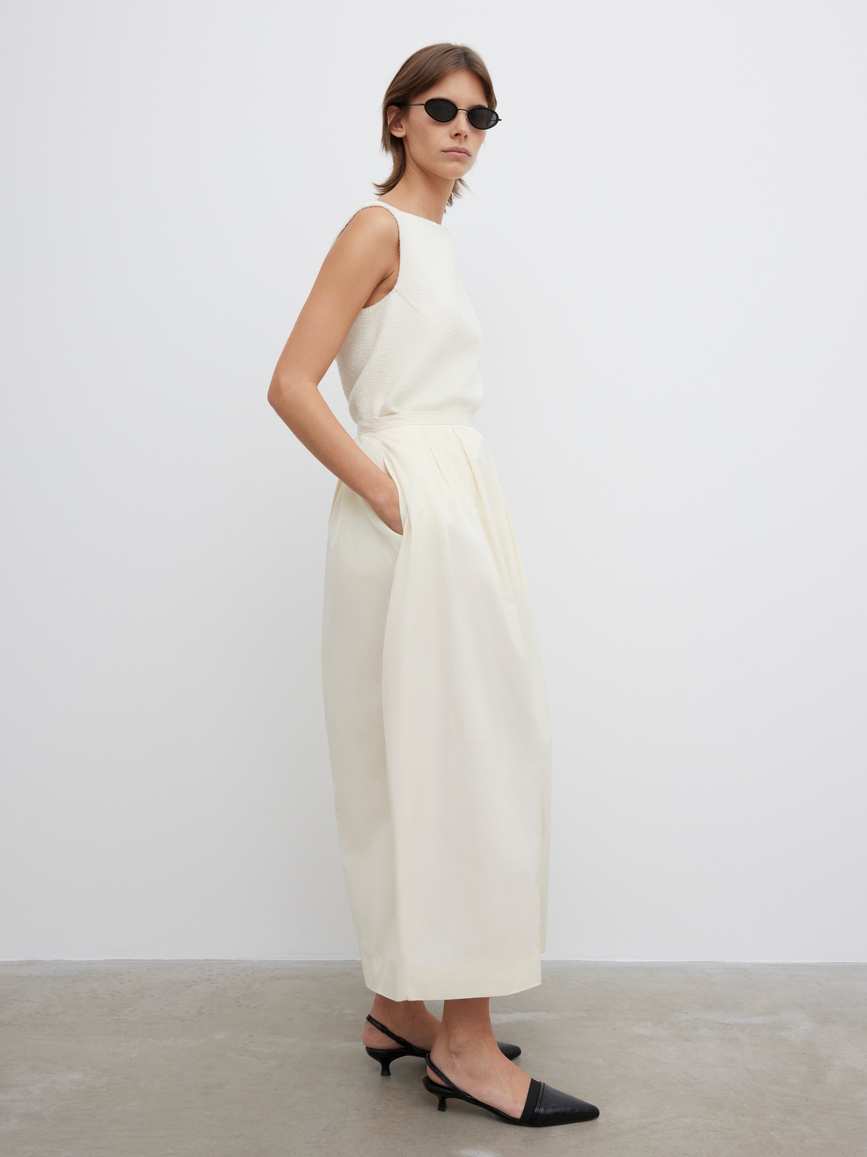 House Of Dagmar Curved Pleated Skirt In Cream White