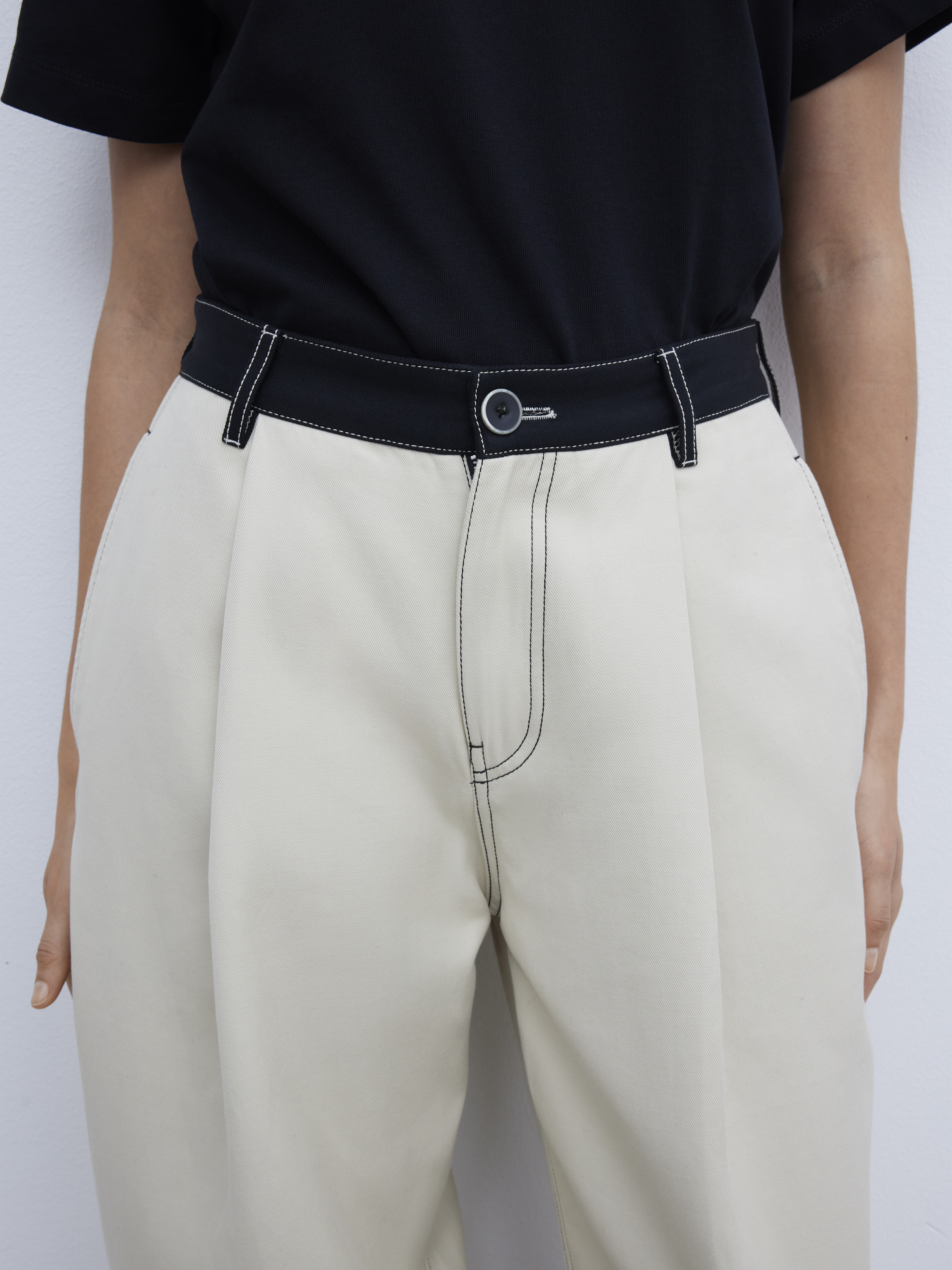 House Of Dagmar Two Tone Trousers In White Black