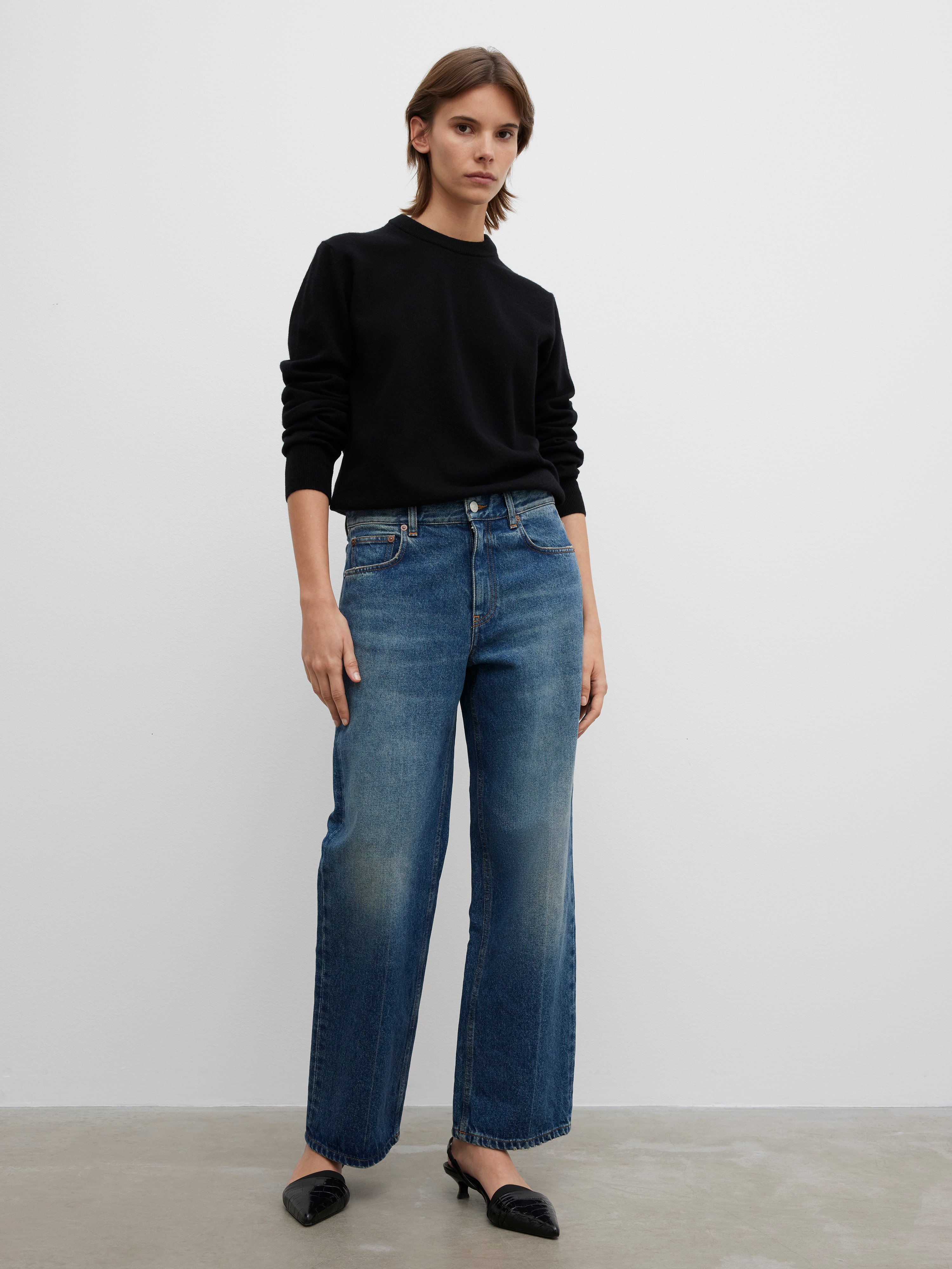 House Of Dagmar Cropped Denim In Vintage Blue