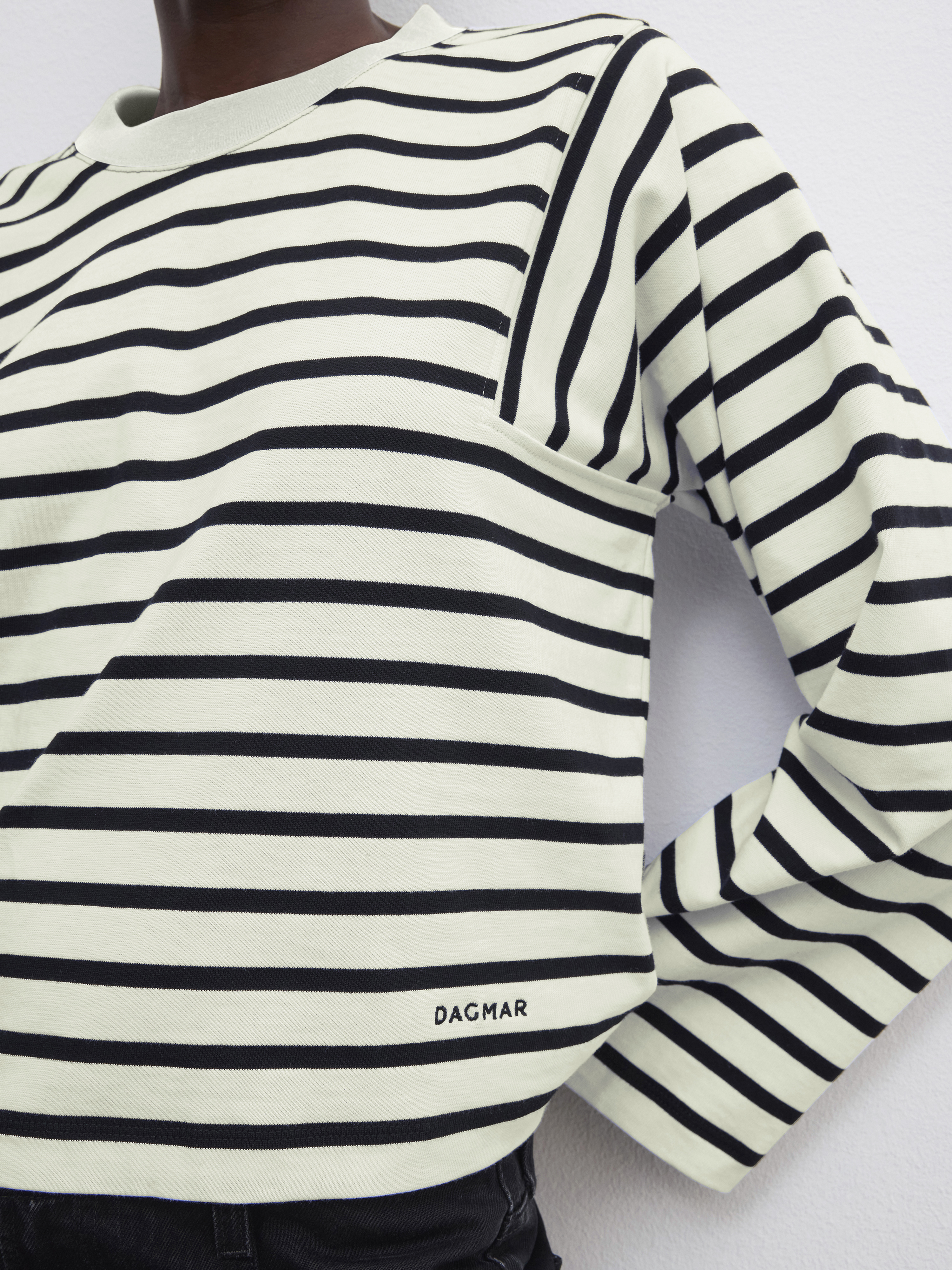 House Of Dagmar Cropped Long Sleeve In Off White Black