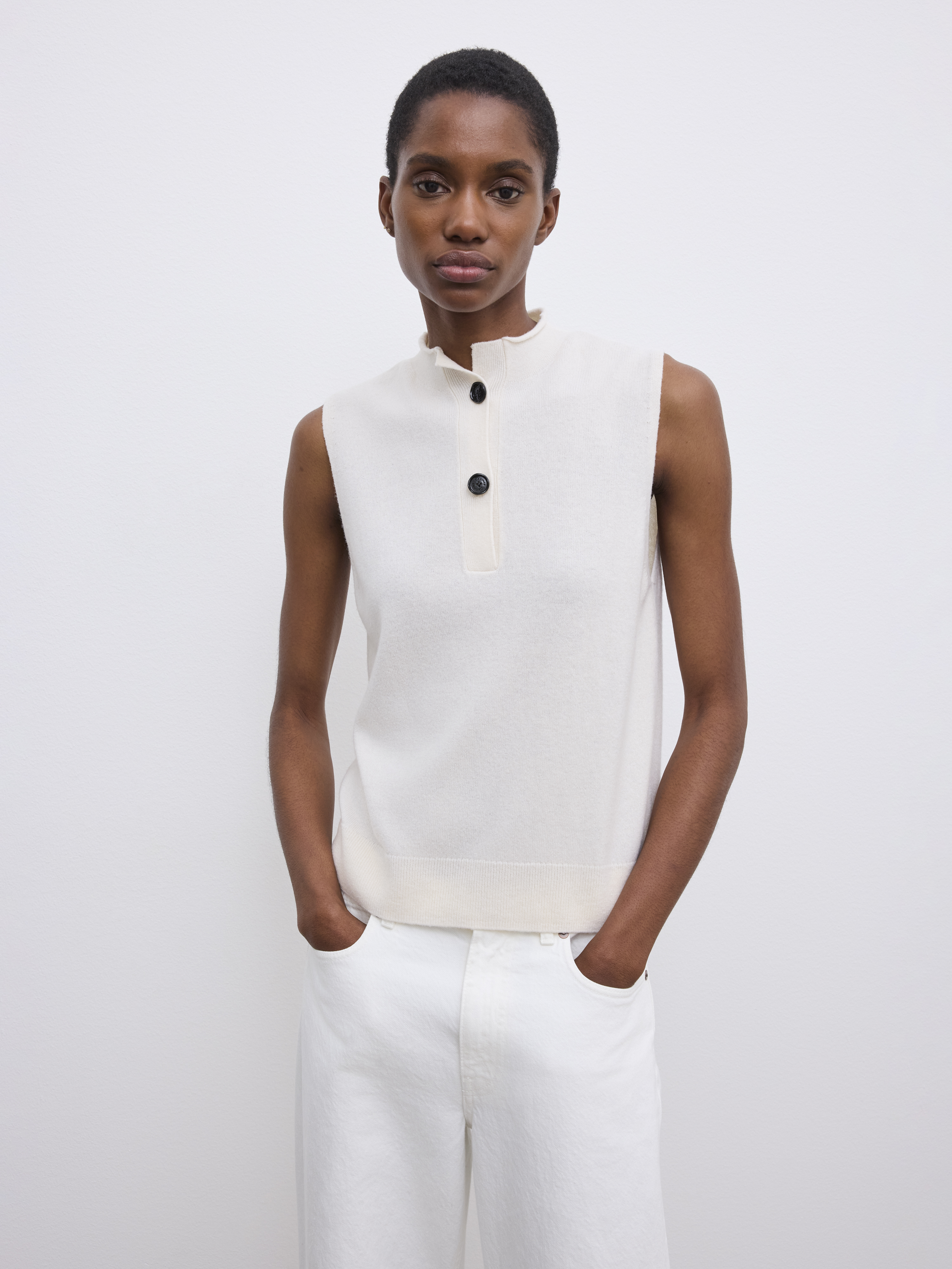 Shop - Sleeveless Knit top cashmere blend - Official Online Store