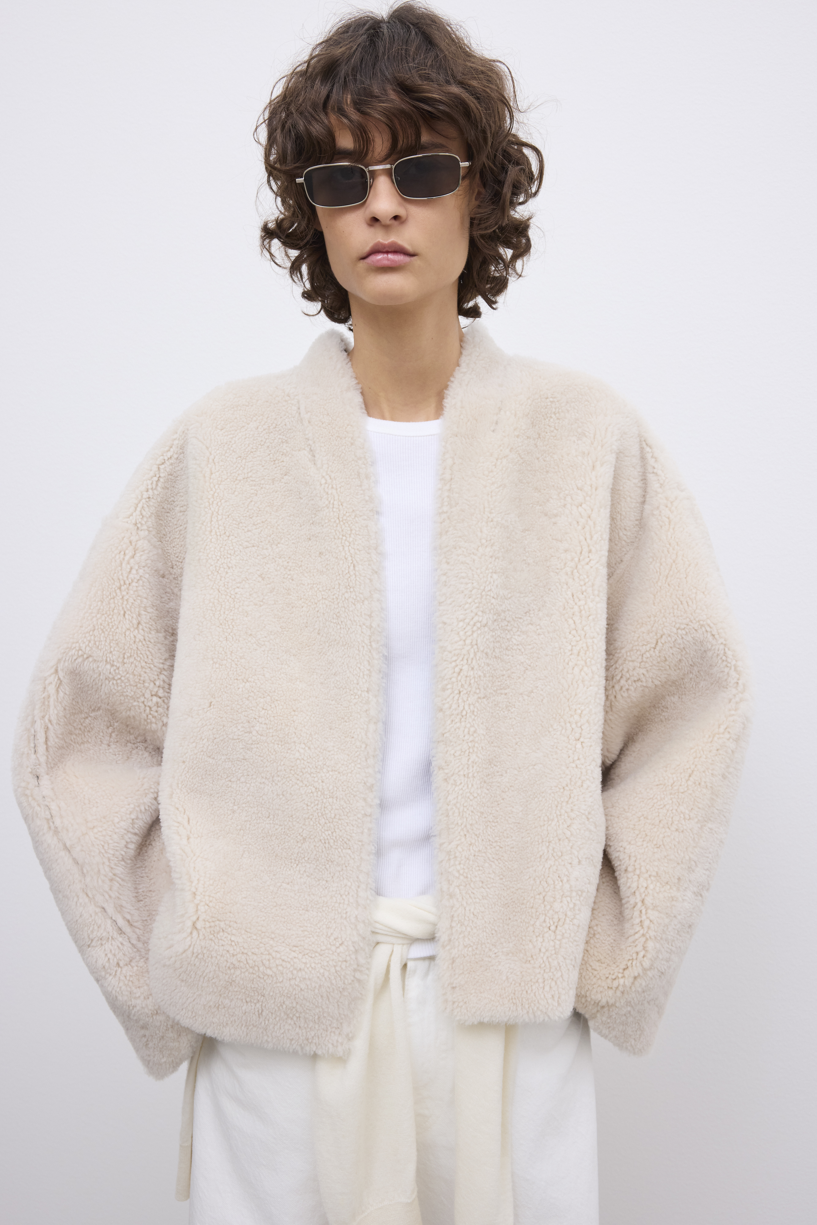 Shop - Short Shearling JKT - Official Online Store